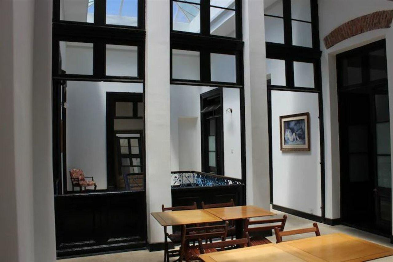 Montevideo Chic Hostel Exterior photo